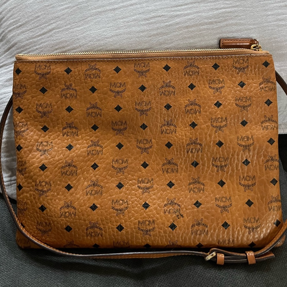 MCM VISETOS POUCH SHOULDER BAG ORIGINAL